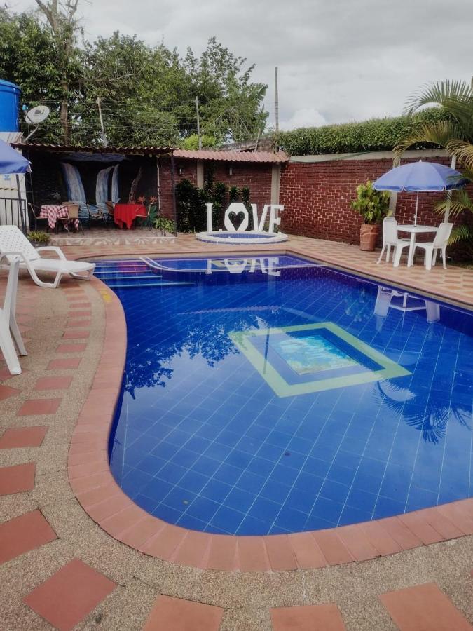 מונטנגרו Finca Hotel La Melania מראה חיצוני תמונה