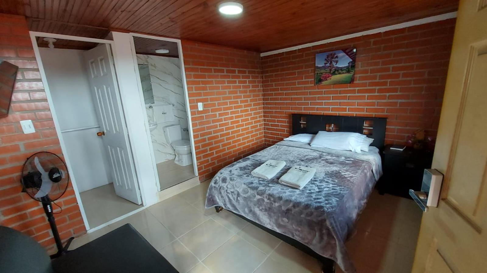 מונטנגרו Finca Hotel La Melania מראה חיצוני תמונה